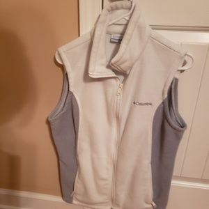 Columbia womens vest size l
